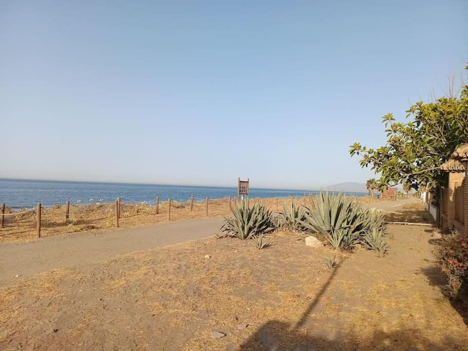 Apartamento De Invitados En Los Rubios A 100 Metros De La Playa Torre de Benagalbon Bagian luar foto